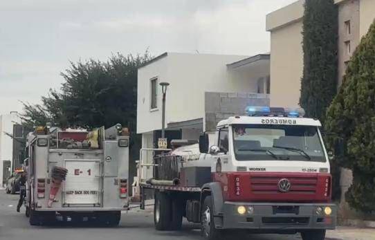 Explosión de vivienda deja 2 abuelos lesionados