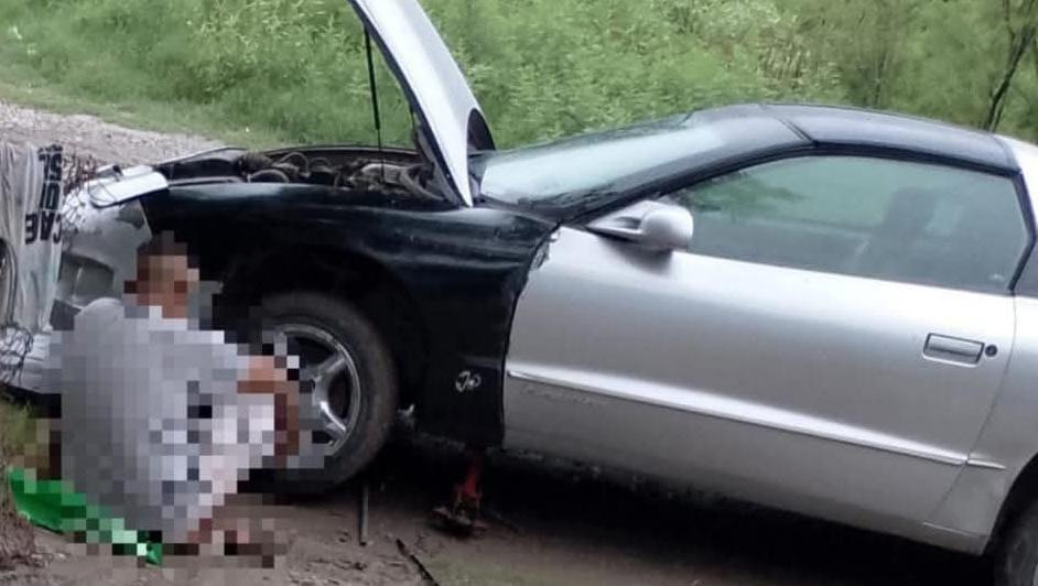 Roban pareja auto en Palaú