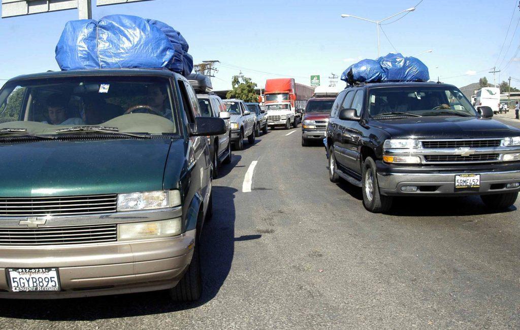 Denuncian los paisanos abusos de vulcanizadoras