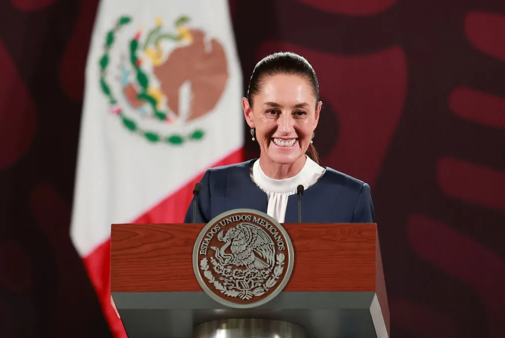 Salinas: “Soy desempleado”; Sheinbaum: “Puede solicitar pensión del Bienestar”