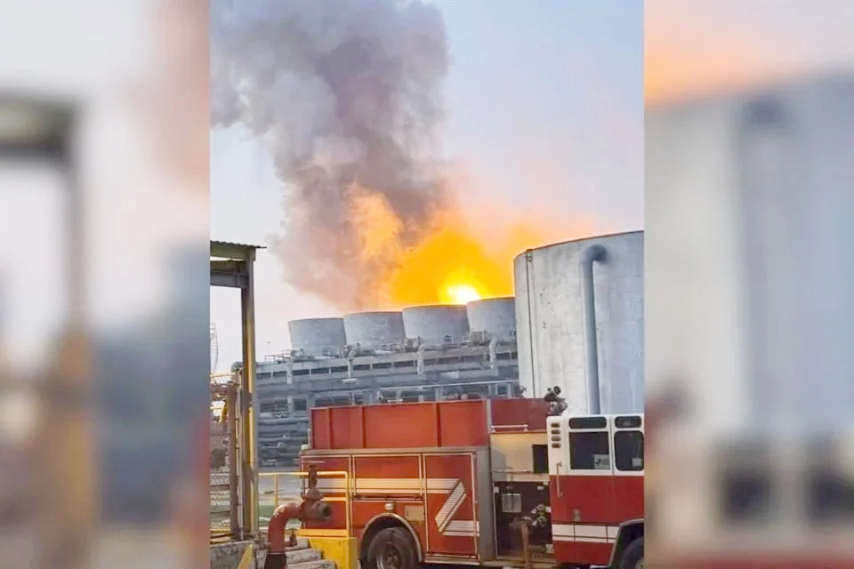 Reportan explosión en complejo de Pemex en Veracruz