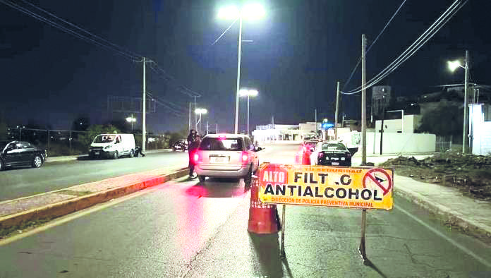 Hasta 12 mil pesos por conducir ebrio