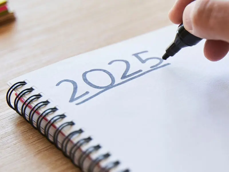 Hora de cerrar ciclos: qué te depara el 2025 según la numerología