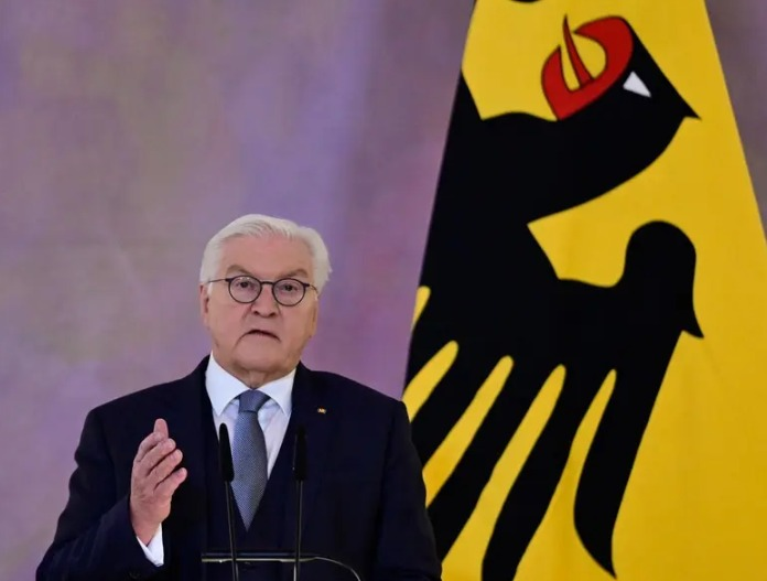 Alemania va a elecciones anticipadas en febrero; presidente disuelve el parlamento