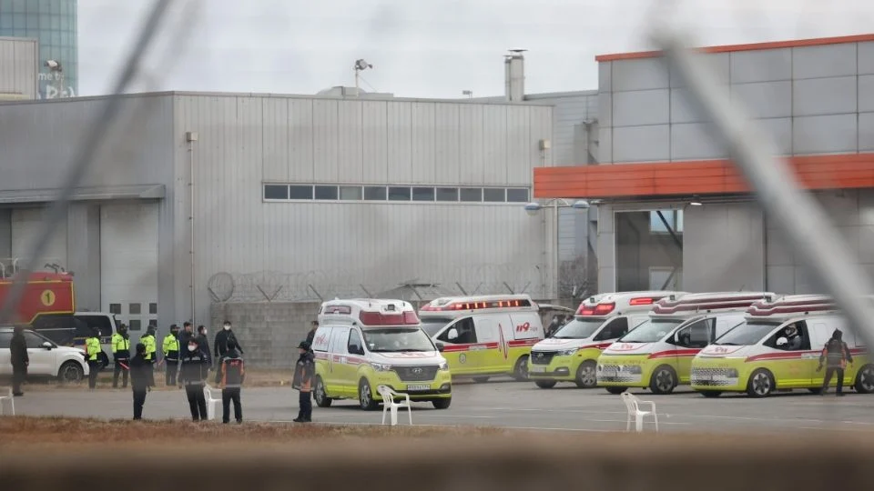 Corea del Sur anuncia inspecciones a aviones Boeing tras accidente donde fallecieron 179 personas