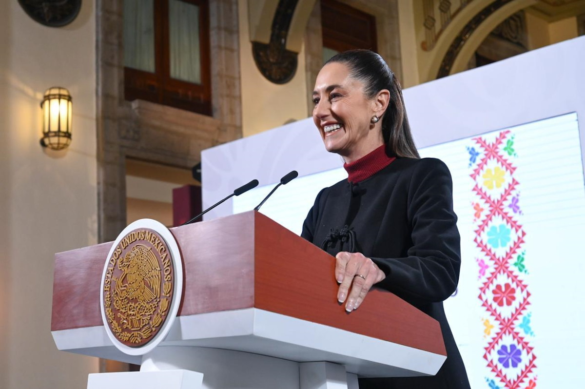 Sheinbaum envía mensaje a los mexicanos por el fin de año: “Tengan un feliz 2025, que siga avanzando la democracia”