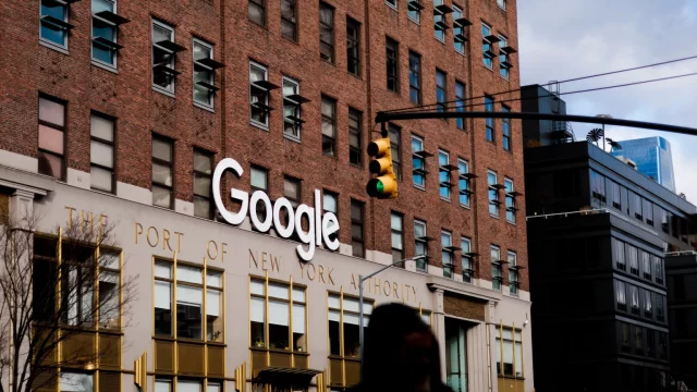 Google desarrolla un modelo de IA que supera las predicciones meteorológicas actuales