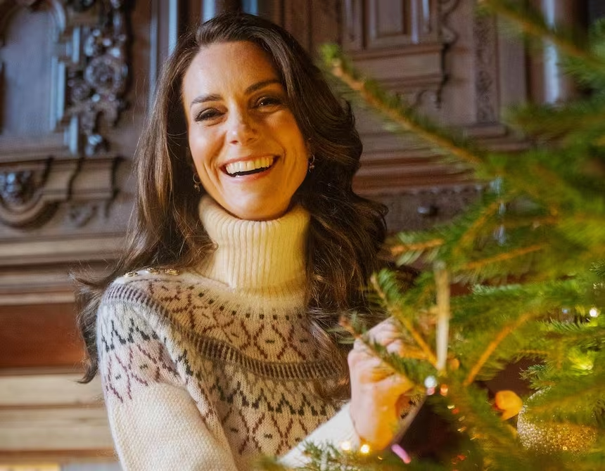 Kate Middleton comparte emotiva carta en vísperas de Navidad tras un complicado año en su salud