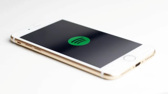 Advierten de ciberdelincuencia a través de popular plataforma de streaming de música