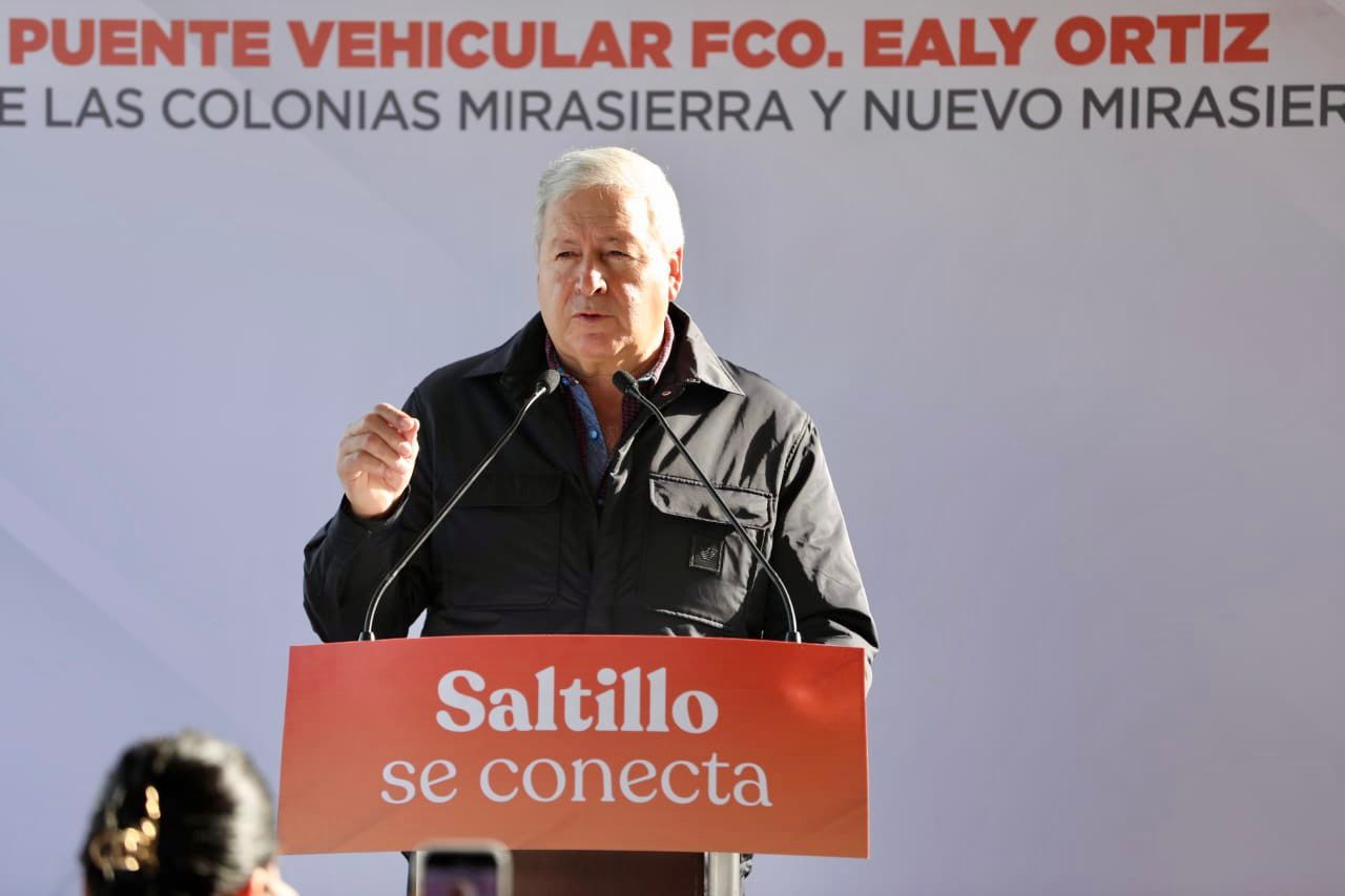 Transforma Chema Fraustro movilidad con puente vehicular y peatonal