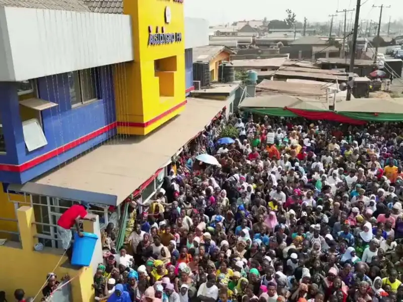 Estampida escolar en Nigeria suma 35 niños muertos y 6 heridos