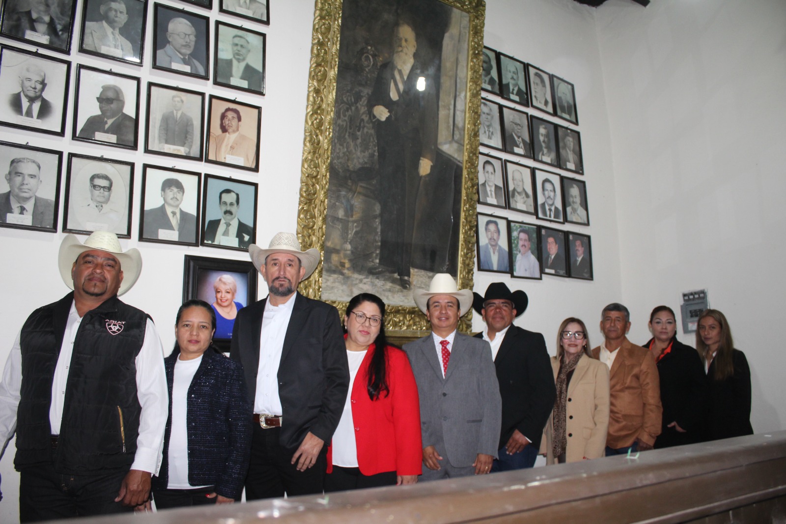 FERNANDO JUÁREZ TOMA PROTESTA COMO ALCALDE