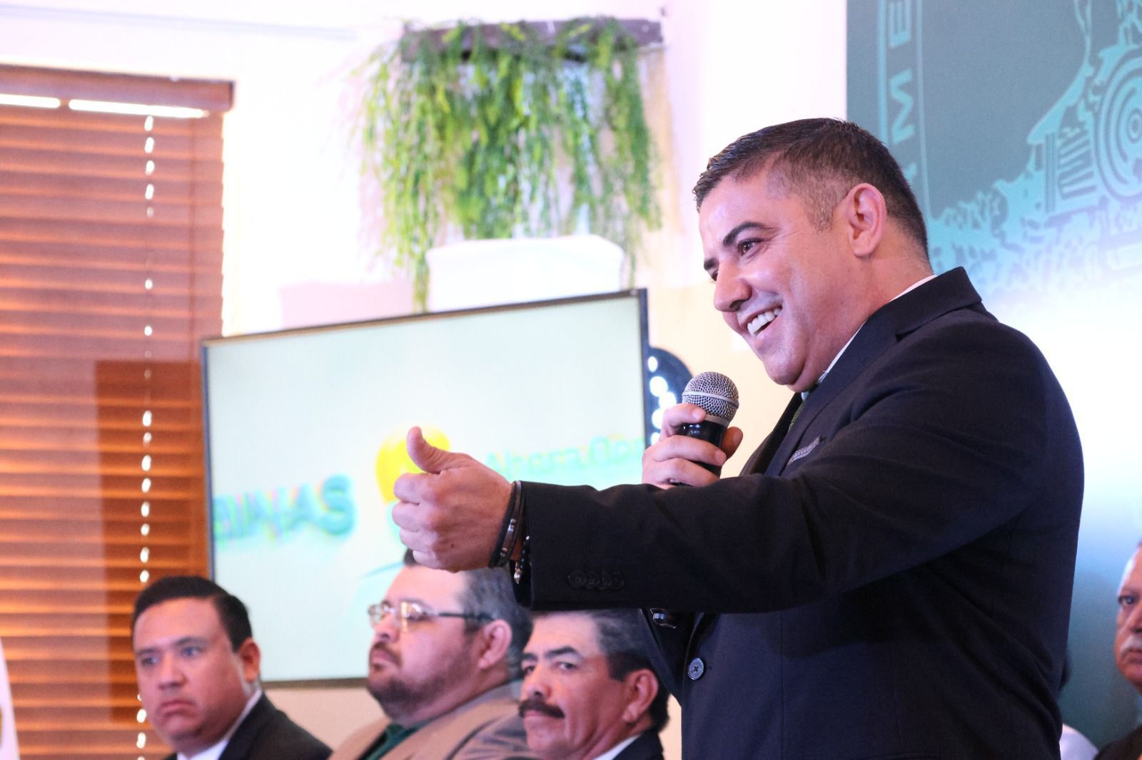 Instala Ayuntamiento Chano Díaz en Sabinas