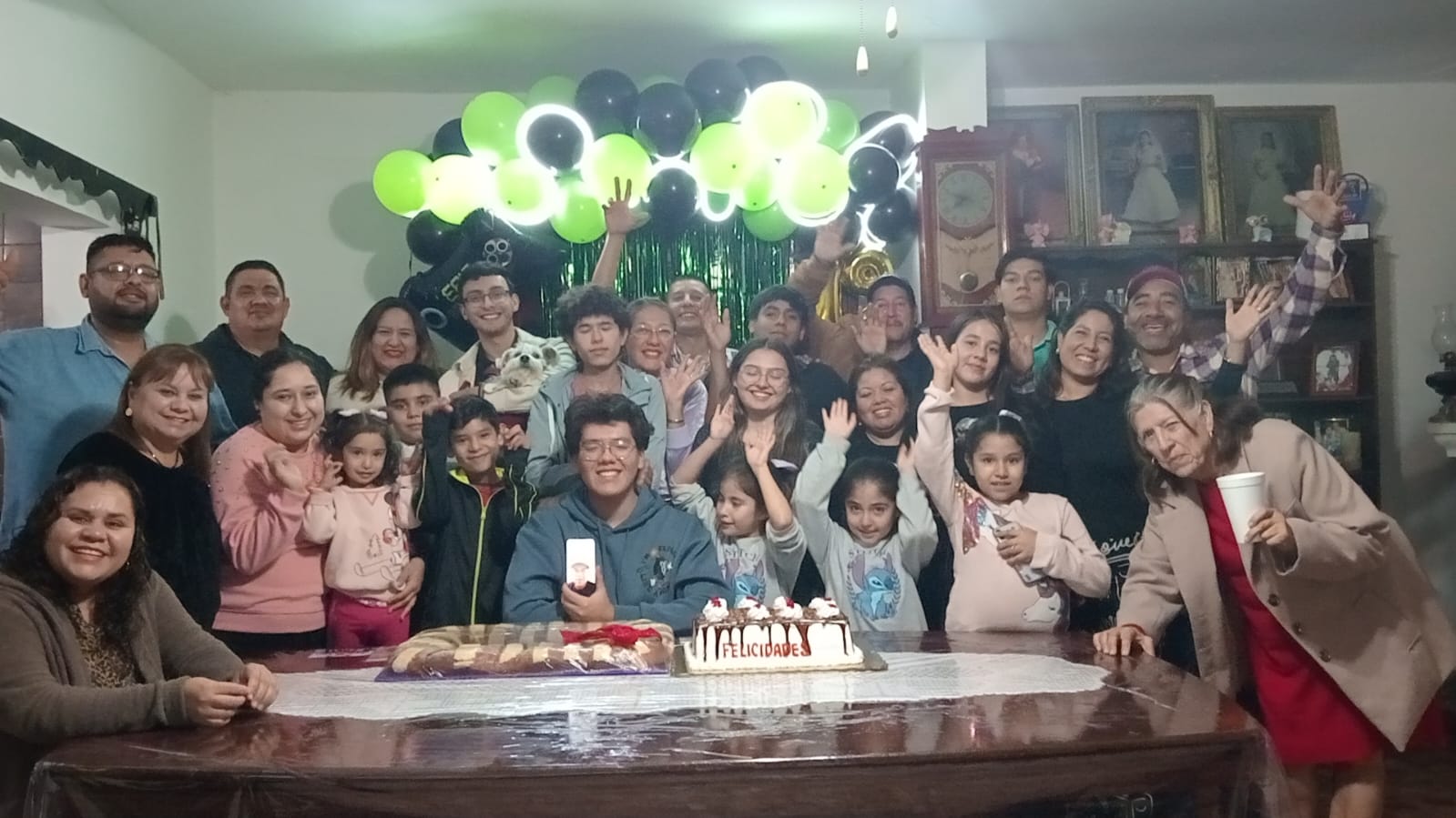 Celebran en familia a Jesús Alejandro y Julián