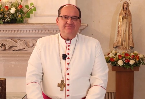 ‘Deben alcaldes vivir ministerio de servicio’