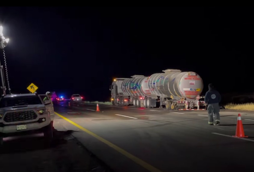 Provoca terror incendio de pipa con combustible