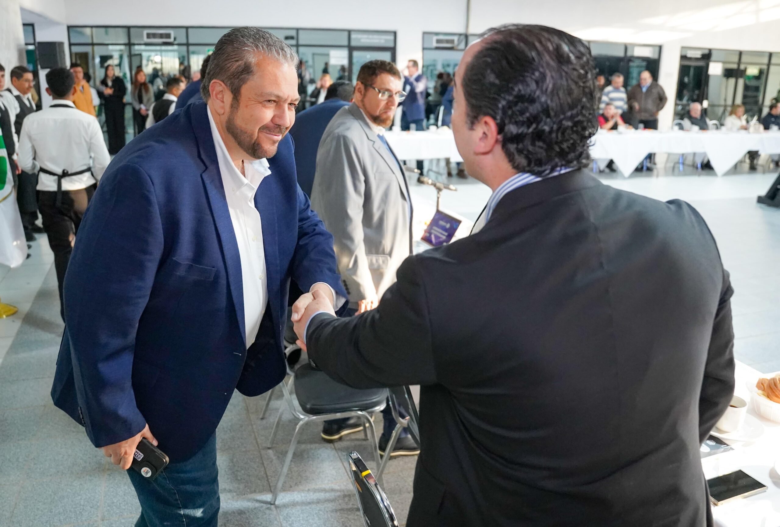 Fortalece Ramos Arizpe relación con Coparmex