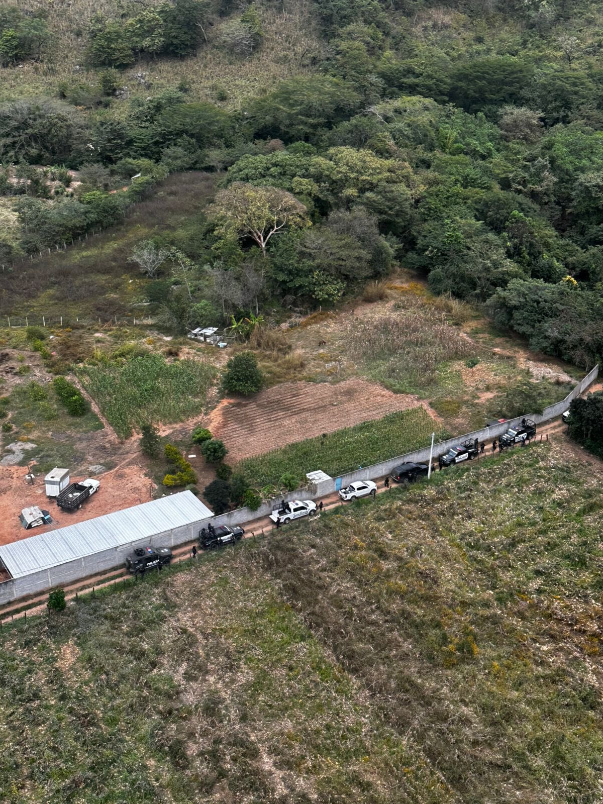 Realizan operativo en Frontera Comalapa y encuentran a ocho migrantes secuestrados