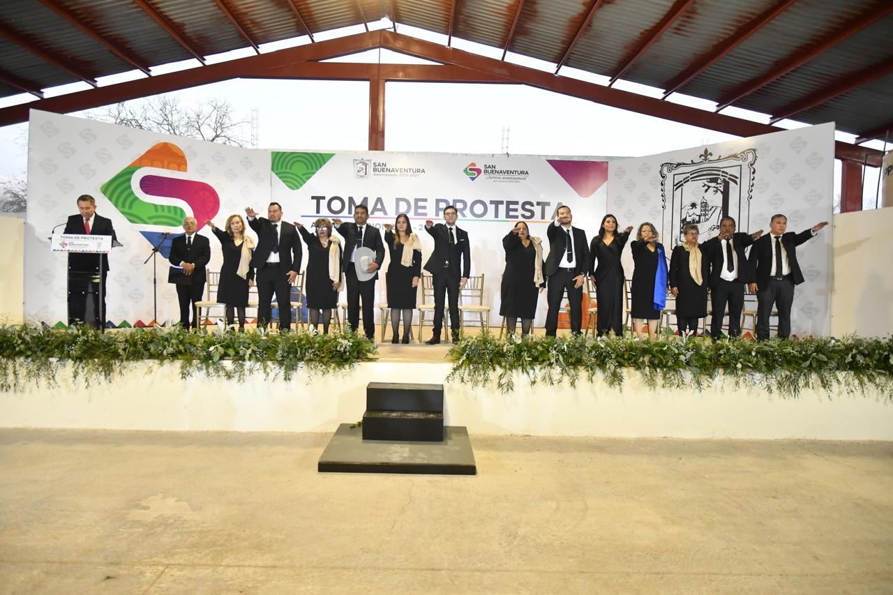 Rinden Protesta Hugo Lozano y cabildo de SB