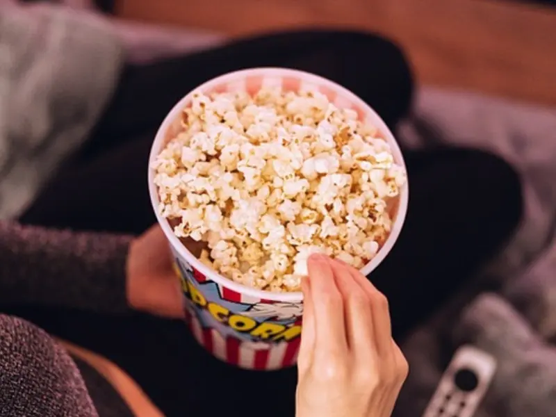 ¡Deliciosas y saludables! Estos son los beneficios de comer palomitas de maíz