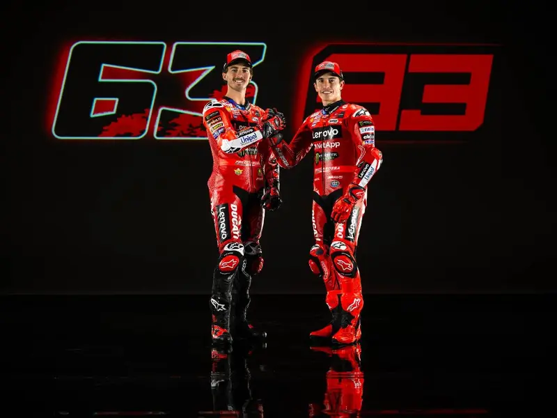 Ducati presenta su equipo de ensueño para MotoGP 2025 con Bagnaia y Márquez