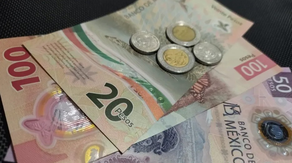 Peso mexicano se deprecia por preocupaciones sobre aranceles de Trump