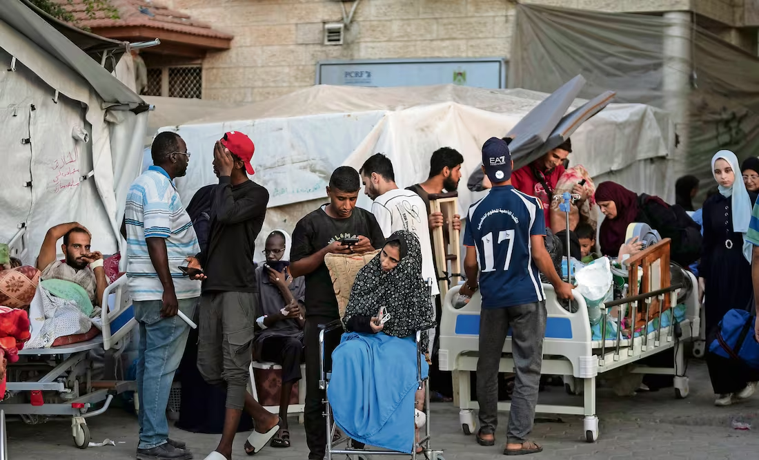 Israel ordena evacuar el único hospital que funciona en el norte de Gaza; destruye estaciones de oxígeno y electricidad
