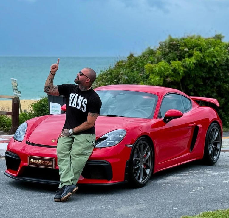 Muere el influencer Ricardo Godoi a los 46 años tras someterse a una anestesia general para hacerse un tatuaje