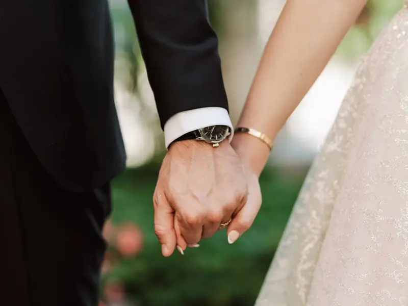 ¿Por qué a los hombres se les obsequia un reloj de compromiso?