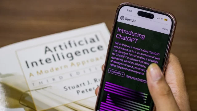 OpenAI choca con medios digitales de india por los derechos de autor