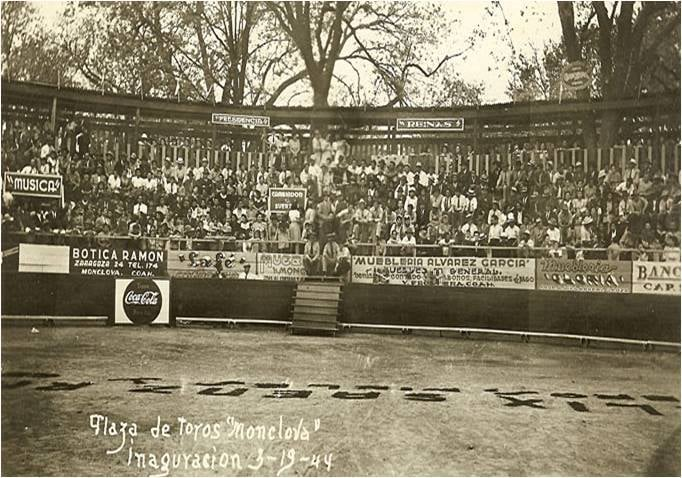 LOS TOROS EN EL MONCLOVA ANTIGUO …