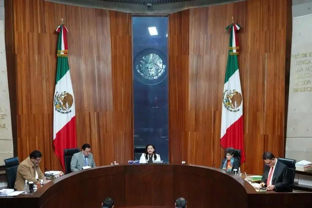 Reacciona Sheinbaum a renuncia del Comité de Evaluación del PJ