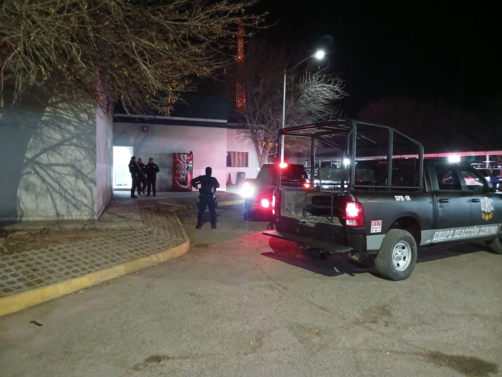 Trasladan a C4 a homicida de Roberto Falcon