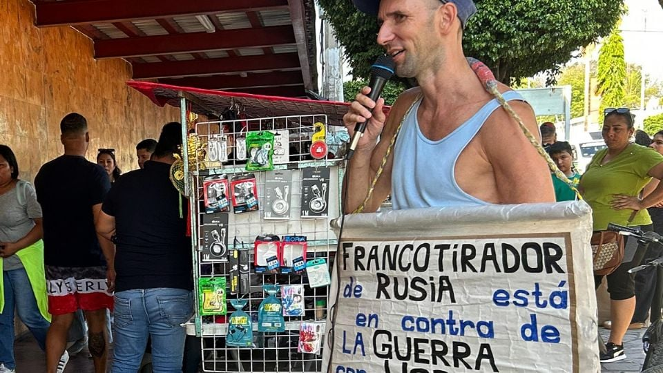 Aumenta la llegada de rusos de la comunidad LGBT+ y refugiados de guerra a México