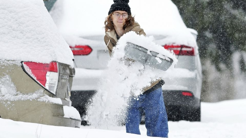 Tormenta invernal podría dejar la nevada más intensa en una década en el centro de EU este domingo