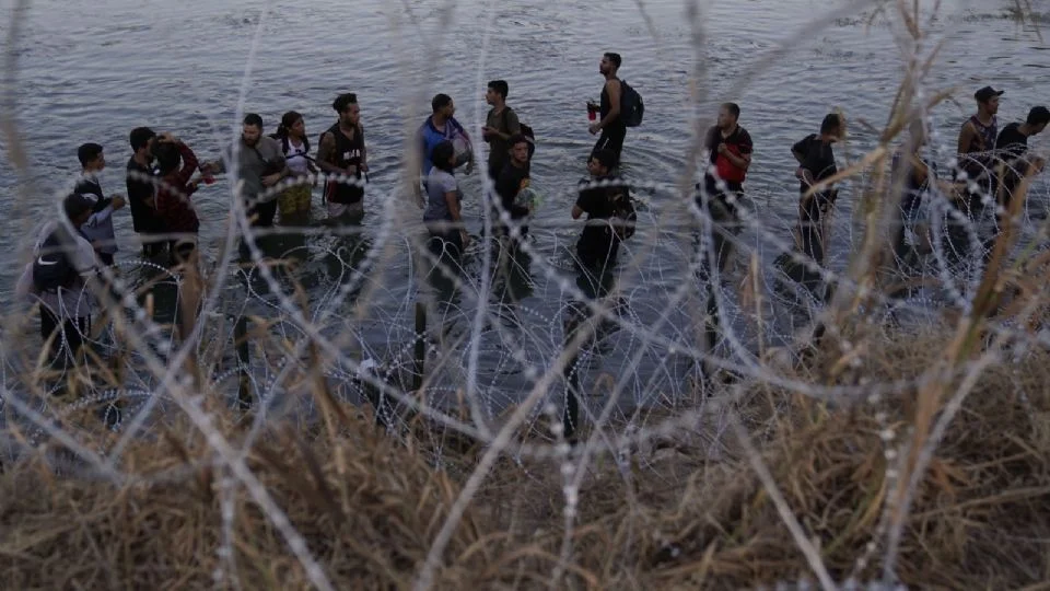 Refugios en la frontera de Texas enfrentan presión de Trump por su apoyo humanitario a migrantes