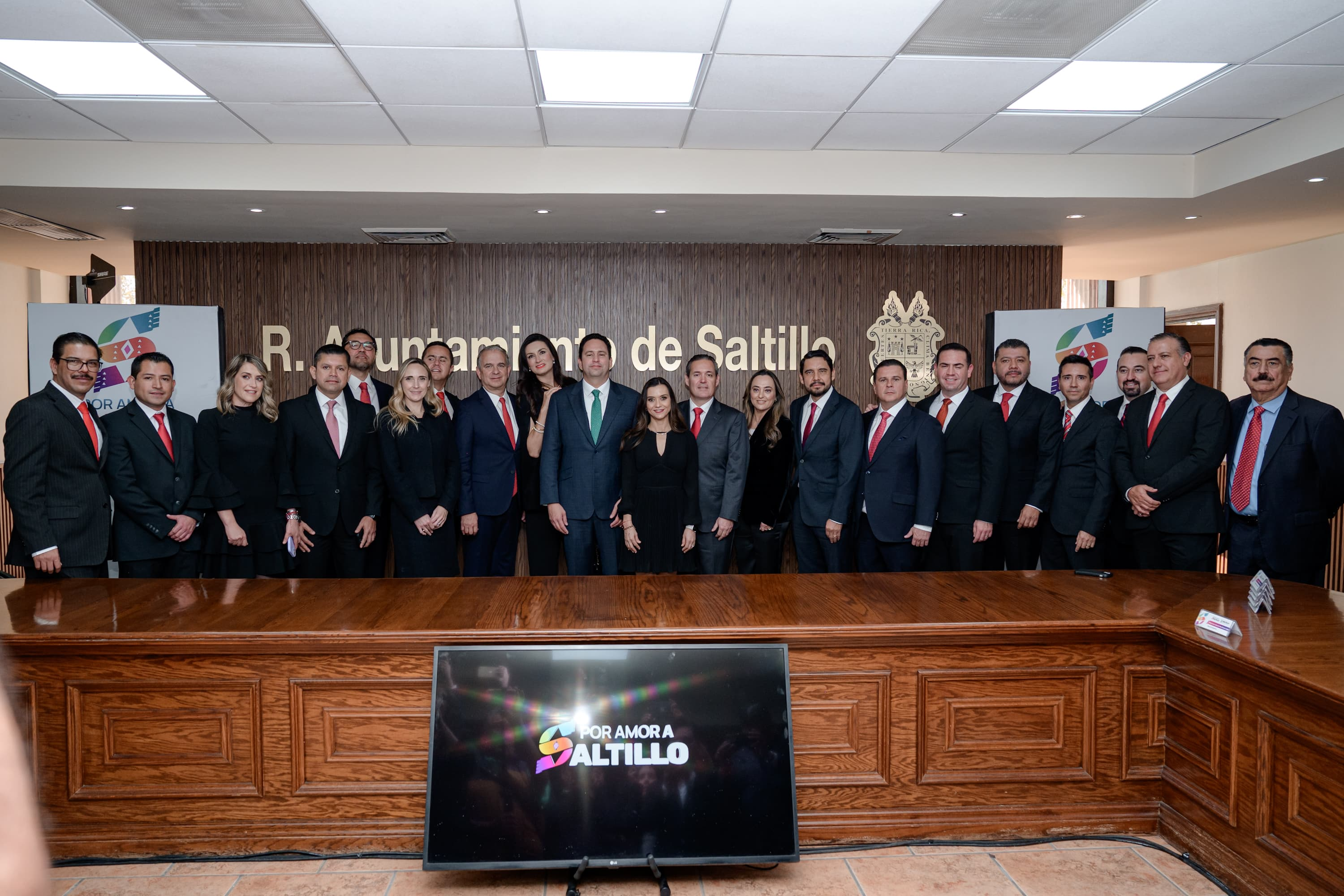 Aprueba Cabildo de Saltillo nombramientos de funcionarios municipales