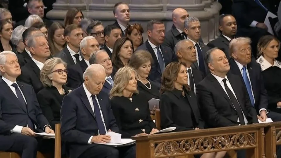 Biden, Kamala Harris, Trump y Obama, juntos en el funeral de Estado de Carter