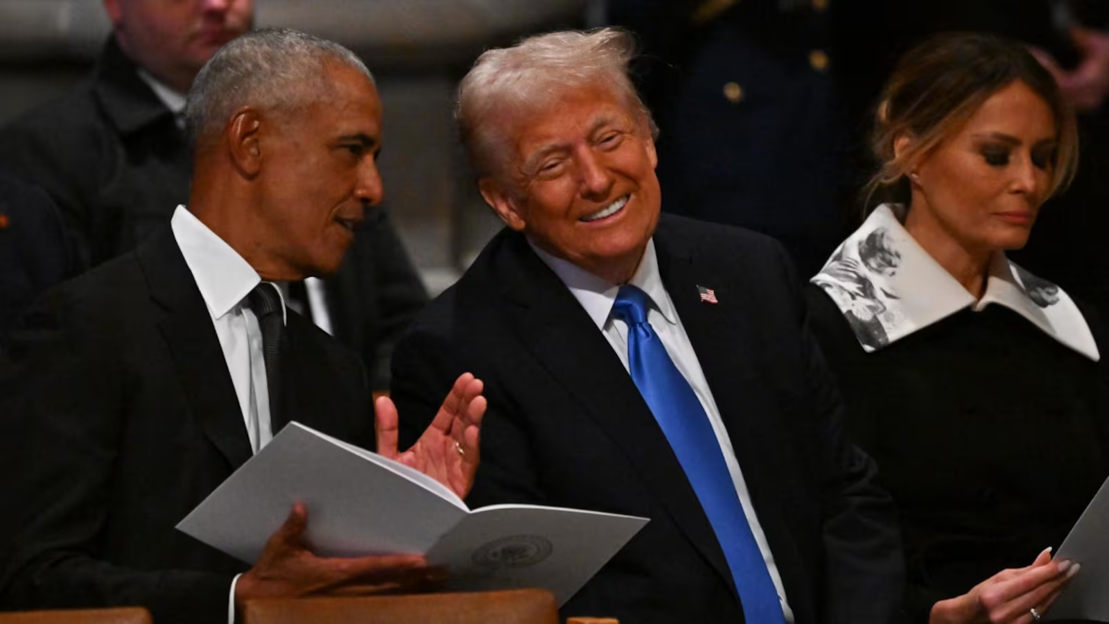 Trump y Obama, entre risas, se roban la atención en el funeral del expresidente Carter