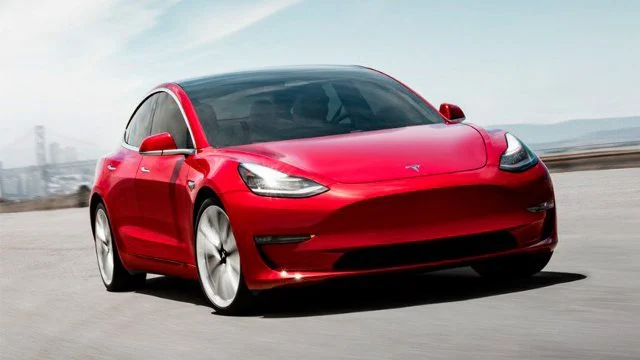 Tesla lanza el Model Y rediseñado en Asia, buscando defenderse de sus rivales