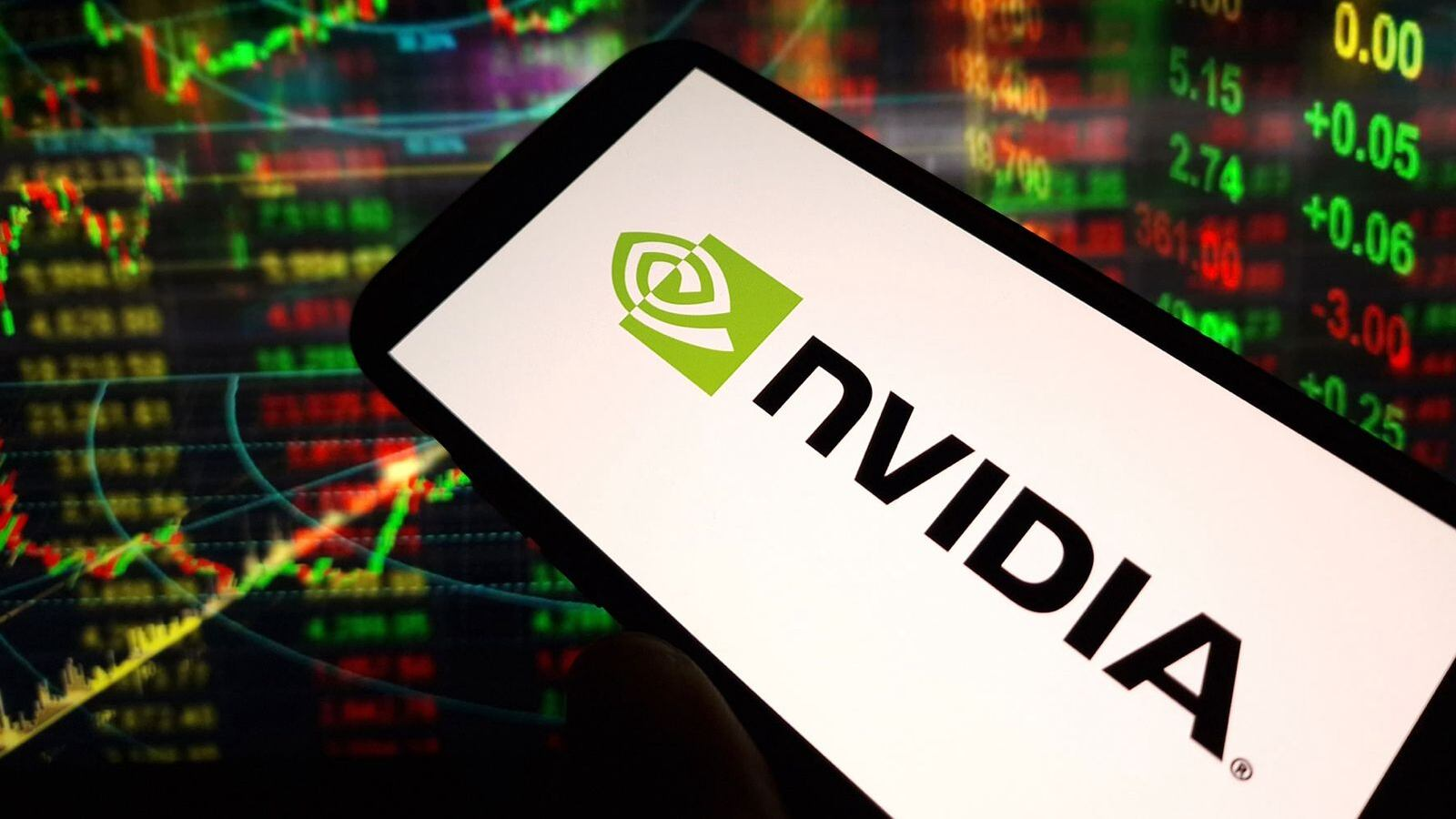 Nvidia se lanza contra Biden por restricción de venta de chips de IA