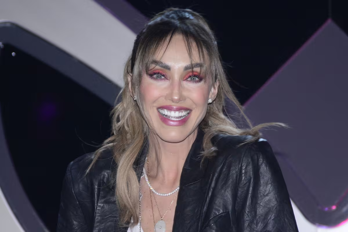Denuncia Televisa a Anahí por hacer trampa en programa