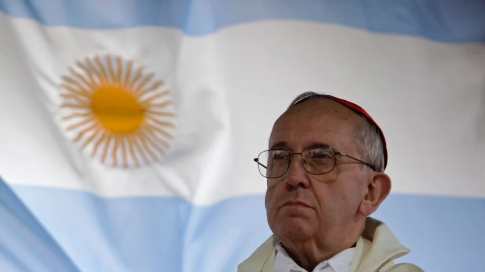 El papa Francisco revela secretos del cónclave y defiende sus decisiones en nueva autobiografía