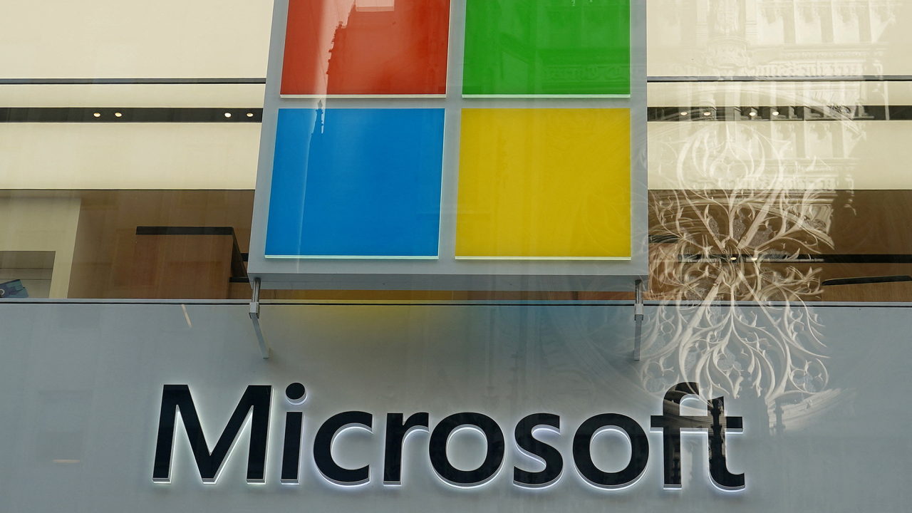Microsoft lanza Copilot Chat para que empresas impulsen la adopción de la IA