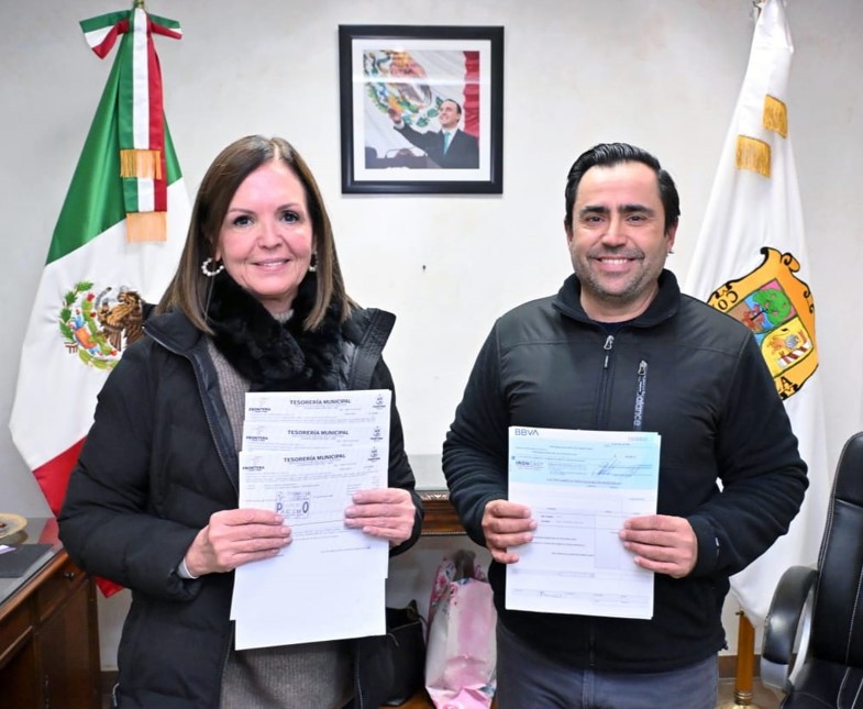 Agradece a empresas cumplan con el predial