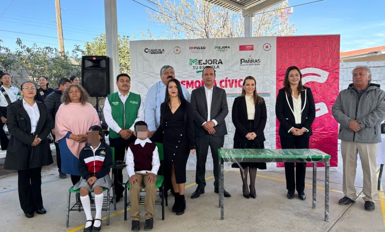 Renuevan mobiliario en primarias de Parras para mejorar espacios educativos