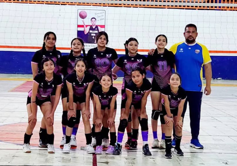 Centellas de 4-C, son campeonas invictas