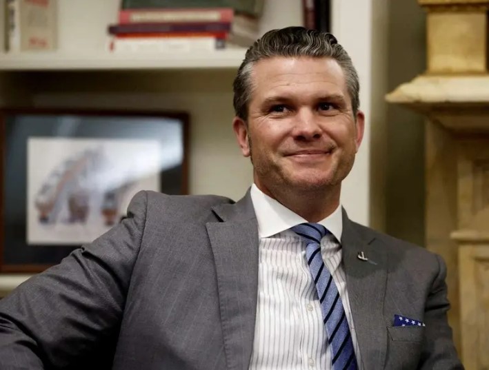 «Todas las opciones en la mesa»: Hegseth no descarta acción militar contra cárteles en México