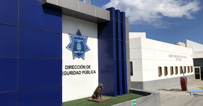 Residentes frustran robo y atrapan a dos delincuentes en el acto