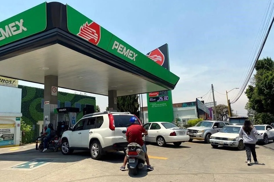 Reconocen avance de pacto por gasolina; piden modificar IEPS